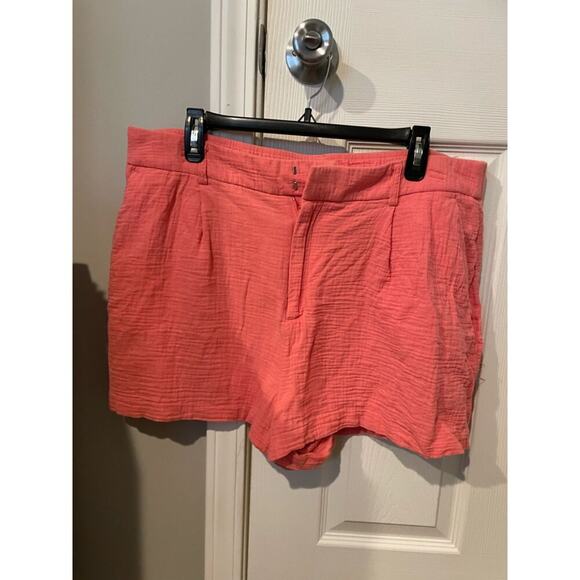 Nine West Muslin Material Loose Fitting Shorts - Size L - Picture 1 of 5